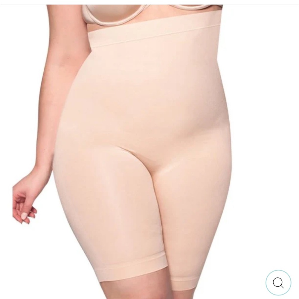 NWT Body Hush The Sculptor All In One - Size M
